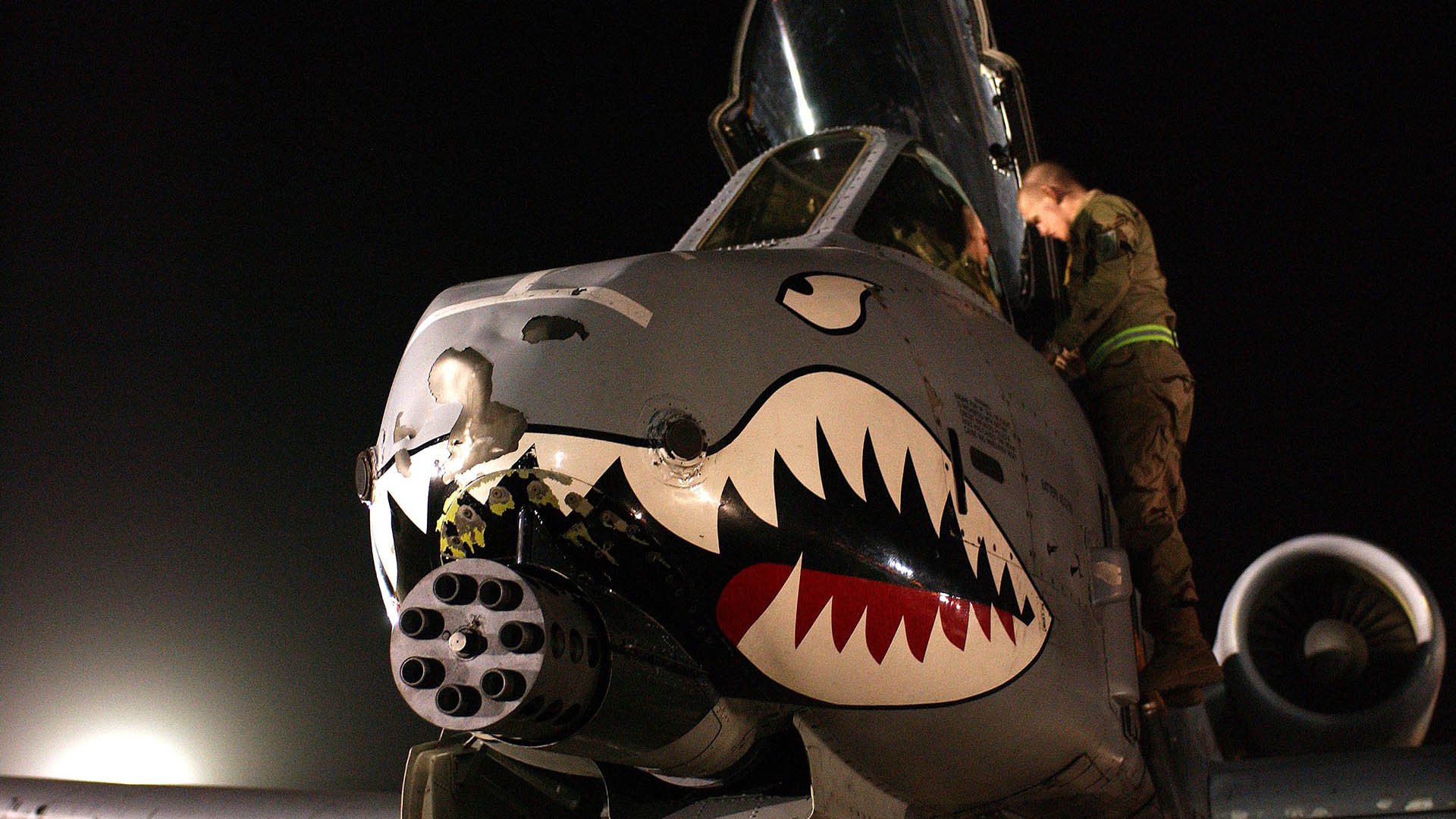 中超上海德比再起风云，海港主场逆转申花，上海德比上港0-0申花